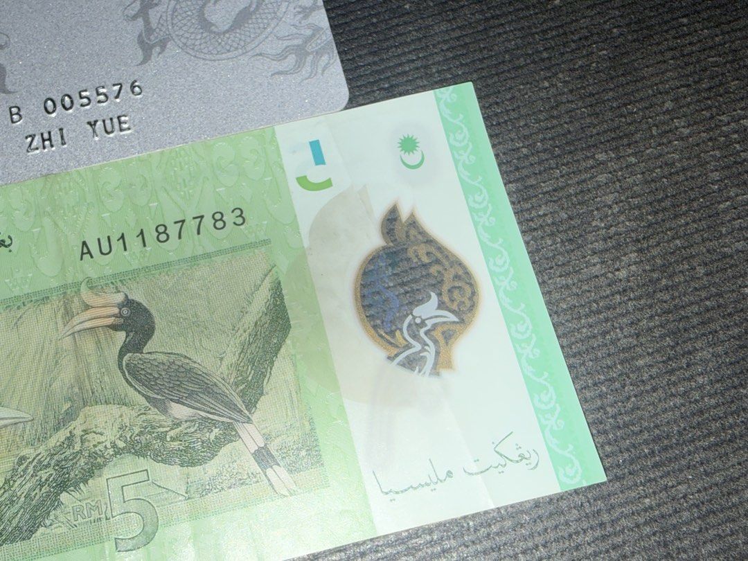 Rm5 Misalignment Error (Category: Currency) located in Puchong. Submitted by errornote (Listing ID 1456521733, Image 2). Description: Conditions GVF no tear no hole.