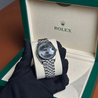 (Category: ) located in . Submitted by watchesbyalif (Listing ID 1456507271, Image 1). Description: .