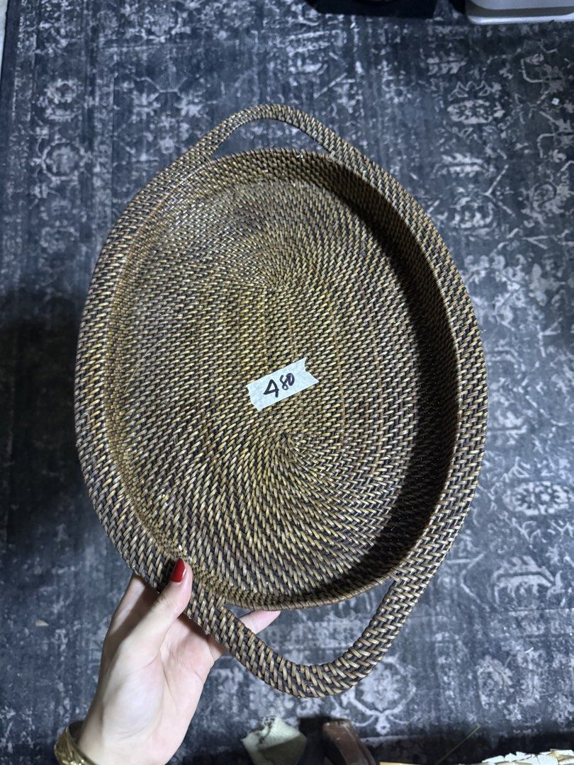 RUSH SALE RATTAN SERVING TRAY (Category: Other Kitchenware & Tableware) located in Roxas City. Submitted by uzi99 (Listing ID 1456563445, Image 3). Description: .