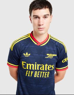 (Category: ) located in . Submitted by mysteryjerseys.sg (Listing ID 1456439007, Image 1). Description: .