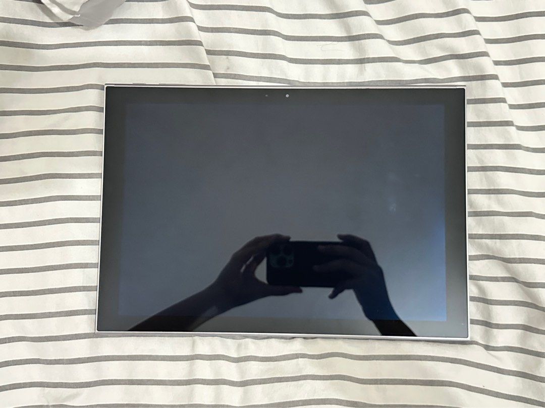 Samsung Galaxy Book 2 (Category: Android) located in San Fernando. Submitted by aebuy (Listing ID 1456500457, Image 1). Description: No issues, fully working! • Fingerprint scanner • Wi-Fi & Bluetooth • Slim and lightweight • Minor scratches from normal use • No hidden issues PM for price, actual photos, and other details. Serious buyers only..