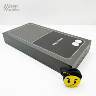 Samsung Z Fold/Flip 8 BNIB Collection item 1