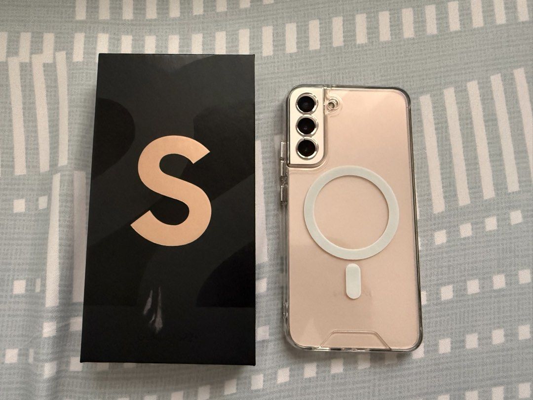 Samsung S22 + | 256 gb (Category: Samsung) located in Quezon City. Submitted by prod.bts (Listing ID 1456443175, Image 2). Description: - 256 gb - color: pink - inclusion: box, charger, clear case, already has tempered glass - good condi - rfs: 2nd phone, need funds - korean variant MOP: gcash MOD: jnt, lalamove.