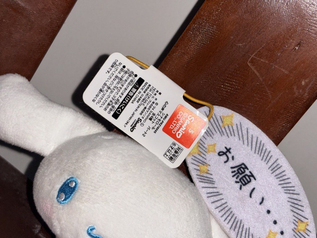 SANRIO Cinnamoroll Mascot Plush Charm (Category: Plushies & Soft Toys) located in Taytay. Submitted by santosgjc70612 (Listing ID 1456467756, Image 3). Description: SANRIO Cinnamoroll Plush charm - With attached Sanrio tag + etiketa - Approx 4 inches tall, 5 inches wide - With felt speech bubble accessory.