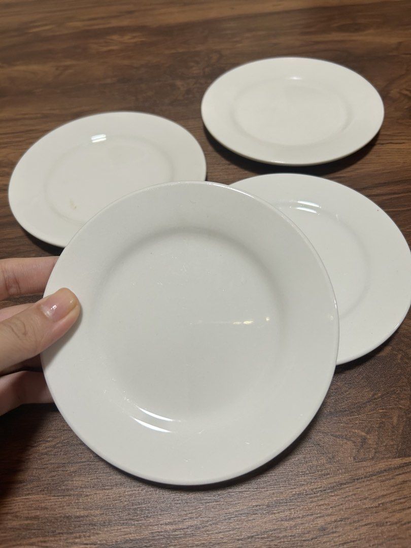 Set of 4 White Ceramic Dinner Plates (Category: Dinnerware & Cutlery) located in Manila. Submitted by silverhawk.069da5 (Listing ID 1456466438, Image 2). Description: - Set of 4 white ceramic plates - Simple and classic design - Ideal for everyday meals or special occasions - Clean and well-maintained.