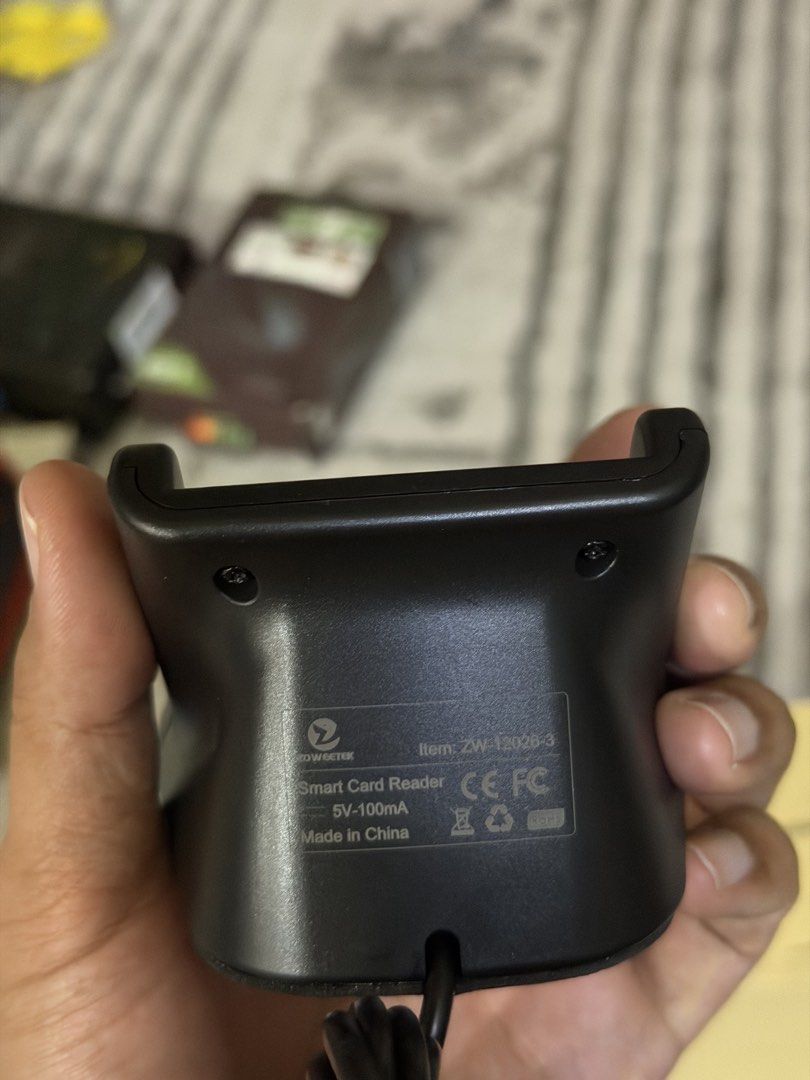 Smart card reader (Category: Office & Business Technology) located in Simpang Ampat. Submitted by syafiqrosli95 (Listing ID 1456574780, Image 3). Description: New item Zoweetek smart card reader Boleh guna untuk ic, kad atm, kad kredit Barang baru tak pernah guna Berminat boleh pm.