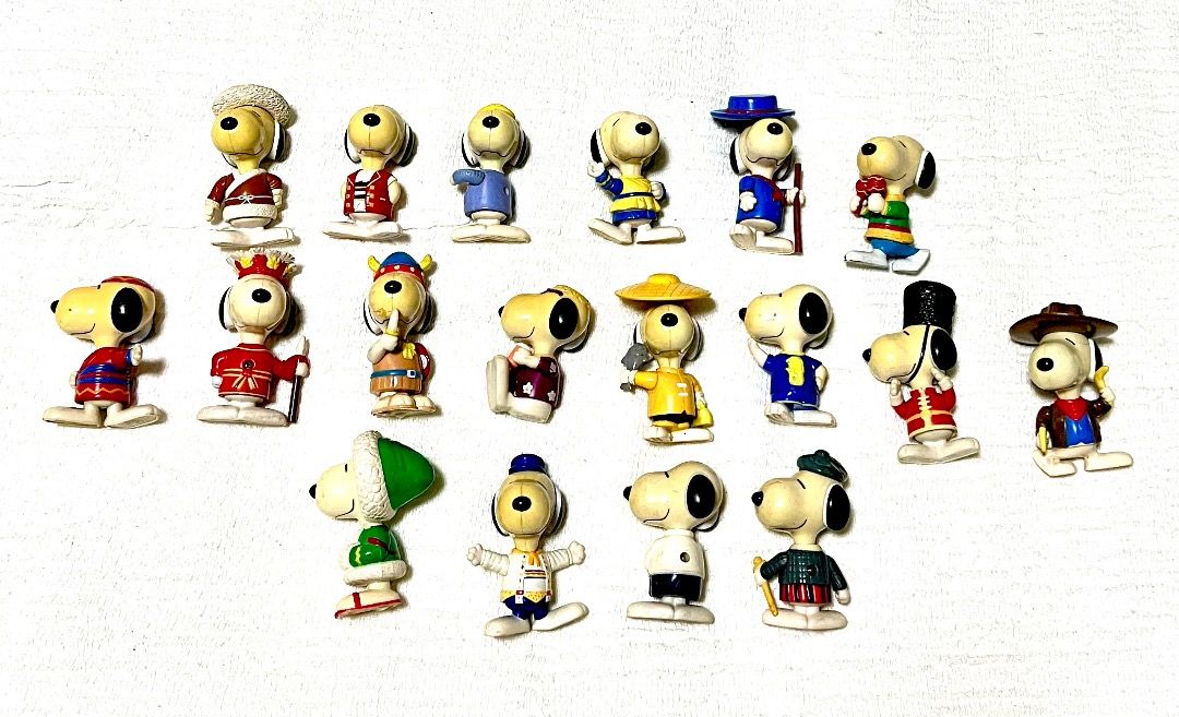 Snoopy Collection (Category: Babies & Kids Fashion) located in Caloocan City. Submitted by quickcrystal_989ee9 (Listing ID 1456522004, Image 1). Description: All 18 pcs different country costume on Snoopy.