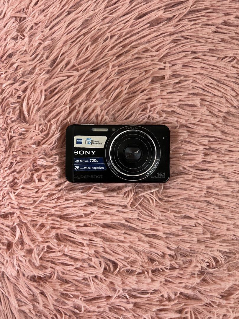 Sony Cybershot W630 (Category: Cameras) located in Quezon, Nueva Vizcaya. Submitted by _shey.03 (Listing ID 1456491160, Image 2). Description: 🍒 Sony Cybershot DSC-W630 🏷️ 4,999 𑣲 16.1 Megapixels 𑣲 5x Optical Zoom 𑣲 All buttons and Flash are working 𑣲 8/10 body condition Issue: 𑣲 Loose battery door Inclusions: Unit, Battery, SD Card, Strap, Freebies 📍 Fairview, QC MOP: Gcash or Cash on meet-up MOD: Meetup, Lalamove, and LBC.