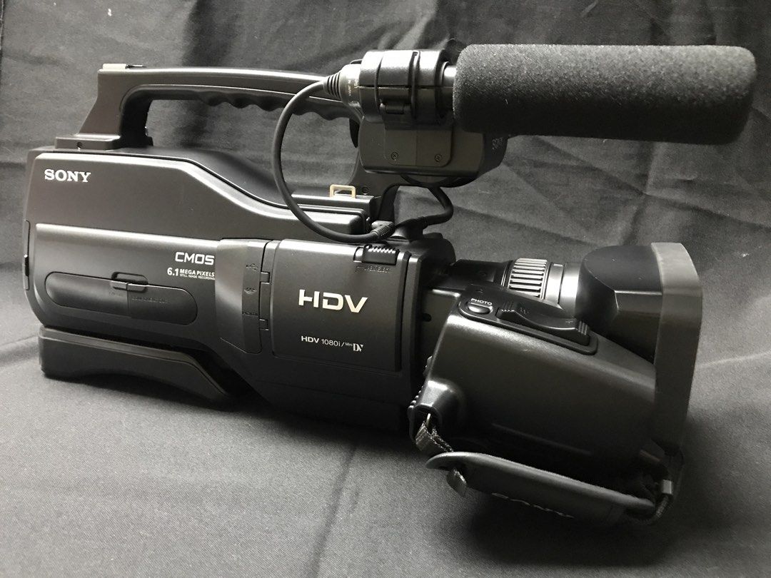 SONY HDV （分類：相機）位於 Hong Kong。 由 psa_jp_tvgame 提交（商品編號 1456506607，圖片 1）。簡介： SONY HDV 0Lux 可以夜視拍攝 後備機，少用 一電一牛。