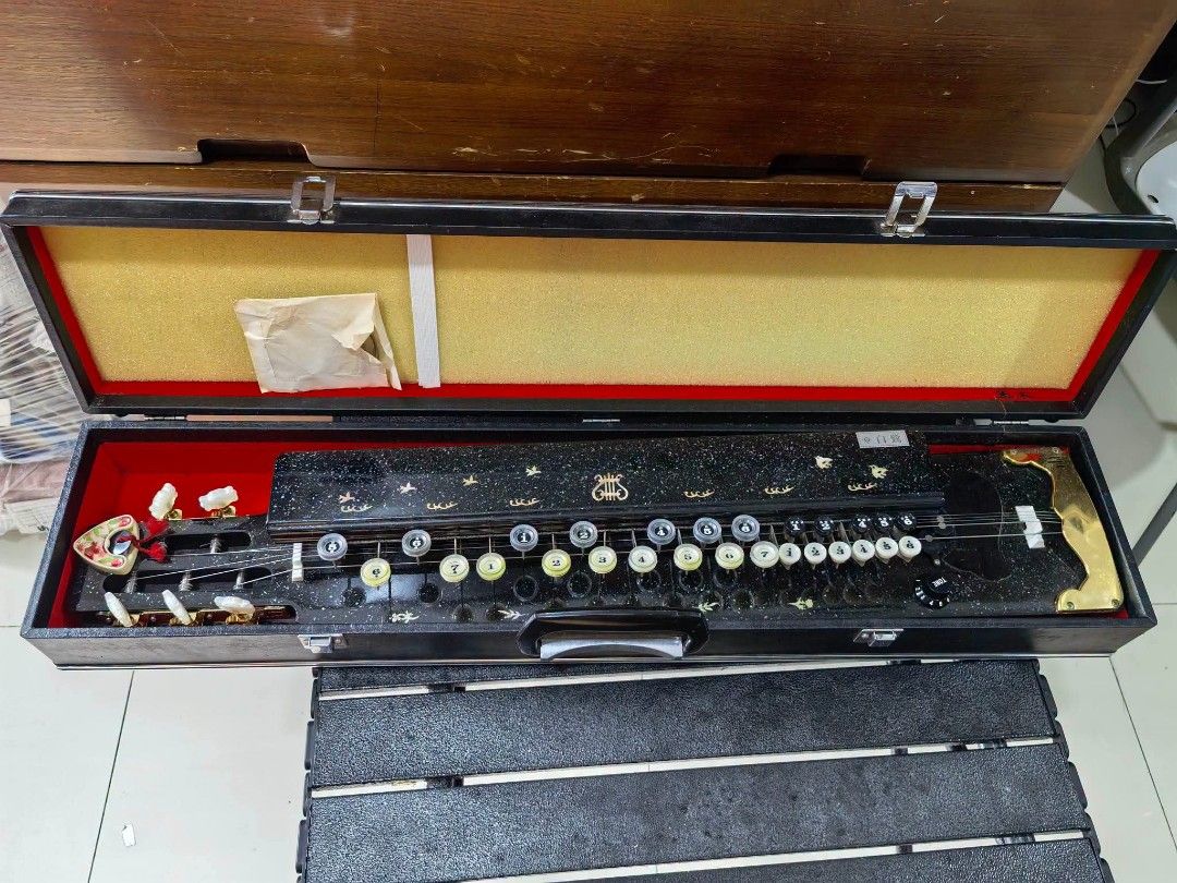 Taishogoto - Electronic With Hardcase (Category: Musical Instruments) located in Cebu City. Submitted by dudes_villanueva (Listing ID 1456476126, Image 2). Description: Taishogoto - Electronic With Hardcase Brand : Nikken 📌 In excellent condition. Complete string. 📌 Untested sa Electronic Part. Sold as is..