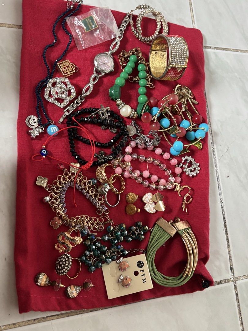 Take all (Category: Body Jewelry) located in Manila. Submitted by plussize530 (Listing ID 1456551362, Image 1). Description: .