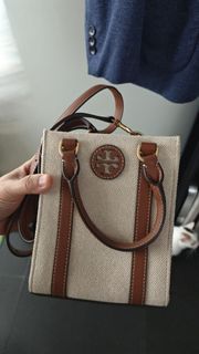 （分類：）位於 。 由 chinchin1314 提交（商品編號 1456427550，圖片 1）。簡介： 。