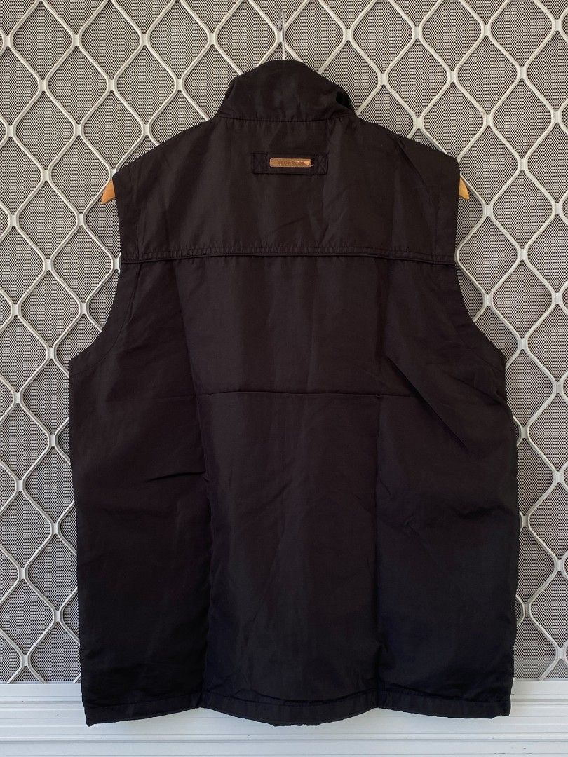 Troy Bros Vest (Slightly Puff) (Category: Vests) located in General Natividad. Submitted by jaygo02 (Listing ID 1456426267, Image 2). Description: fits L 22.5 x 28 Color rate: 9/10 Issue/s: Peeling of the leather logo (check the last picture) 📍Nueva Ecija 📌washed 📌color may vary due to lighting 📌shipping via jnt express.