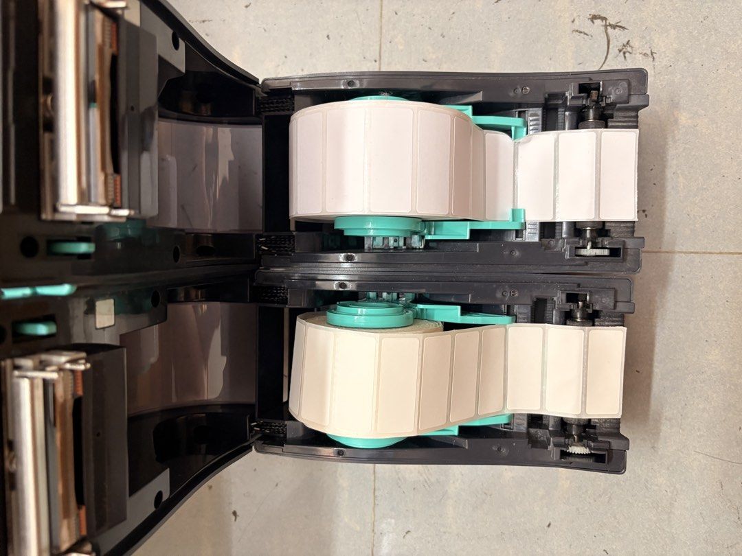 TSC Bar Code Printer （分類：打印機及影印機）位於 Hong Kong。 由 jamesthebull 提交（商品編號 1456455721，圖片 3）。簡介： 二手 唔用 低價賣 兩個 無火牛 需自配 。