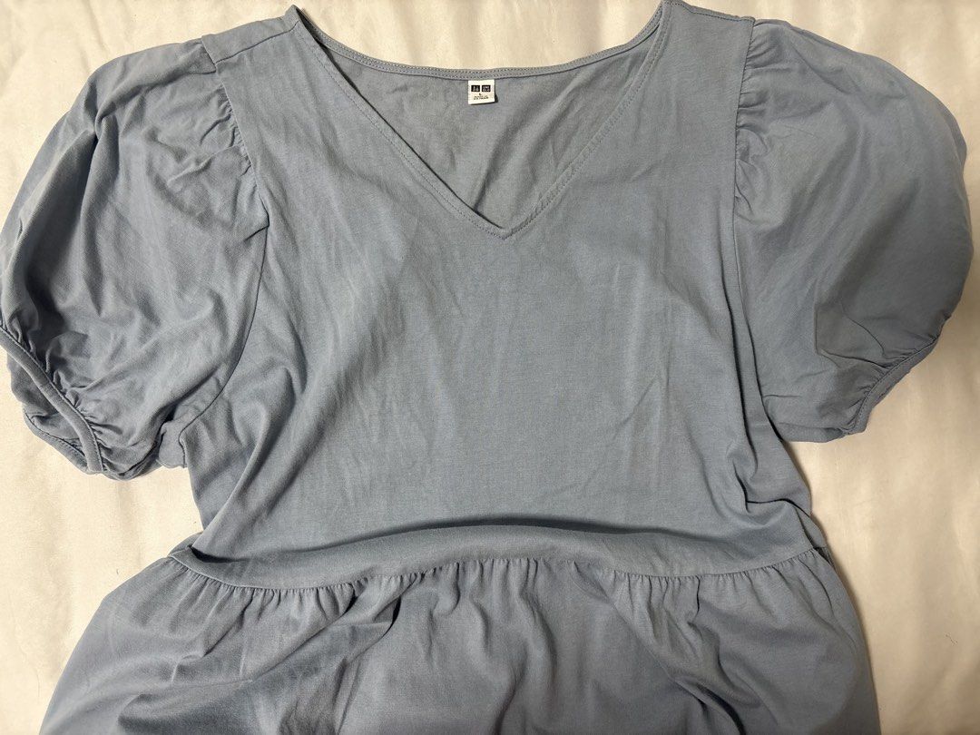 Uniqlo Cotton Dress (Category: Dresses) located in General Trias. Submitted by misousoup (Listing ID 1456461448, Image 2). Description: - Cotton Material - Blue color - Size: Large - Slightly above the knee - Barely used.