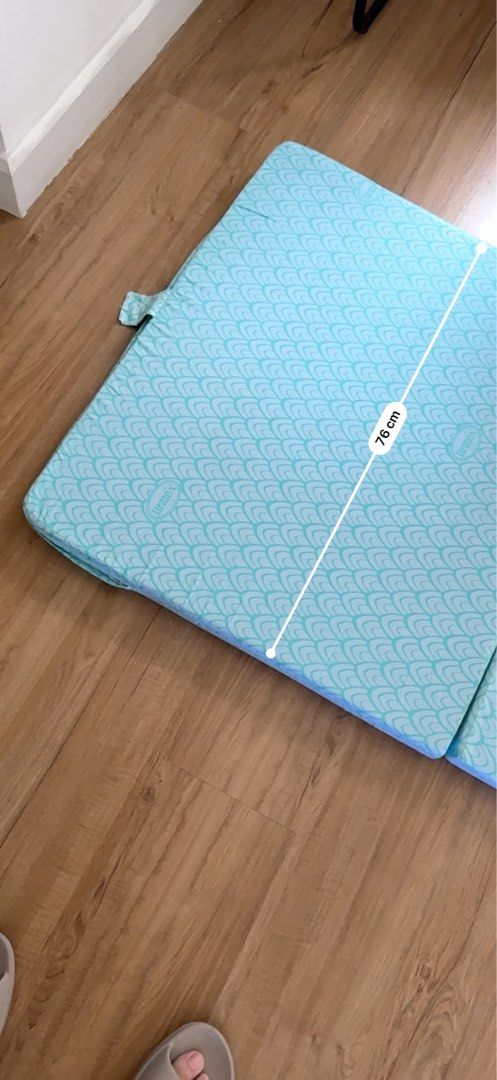 Uratex Foldble Mattress (Single) (Category: Bed Frames & Mattresses) located in Pasig City. Submitted by atticstreet (Listing ID 1456453286, Image 3). Description: RFS: Decluttering.