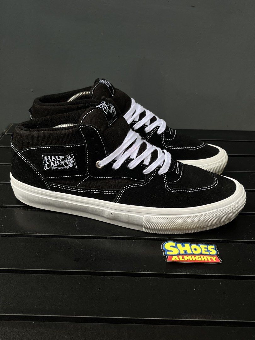 Vans Half Cab Black White Pro Skate (Category: Sneakers) located in Manila. Submitted by greyhoundzzz666 (Listing ID 1456510227, Image 1). Description: SIZE 10.5 MENS AVAILABLE USED IN EXCELLENT CONDITION LEGIT X ORIGINAL PAIR ONLY | NO BOX DM TO PURCHASE 📩.