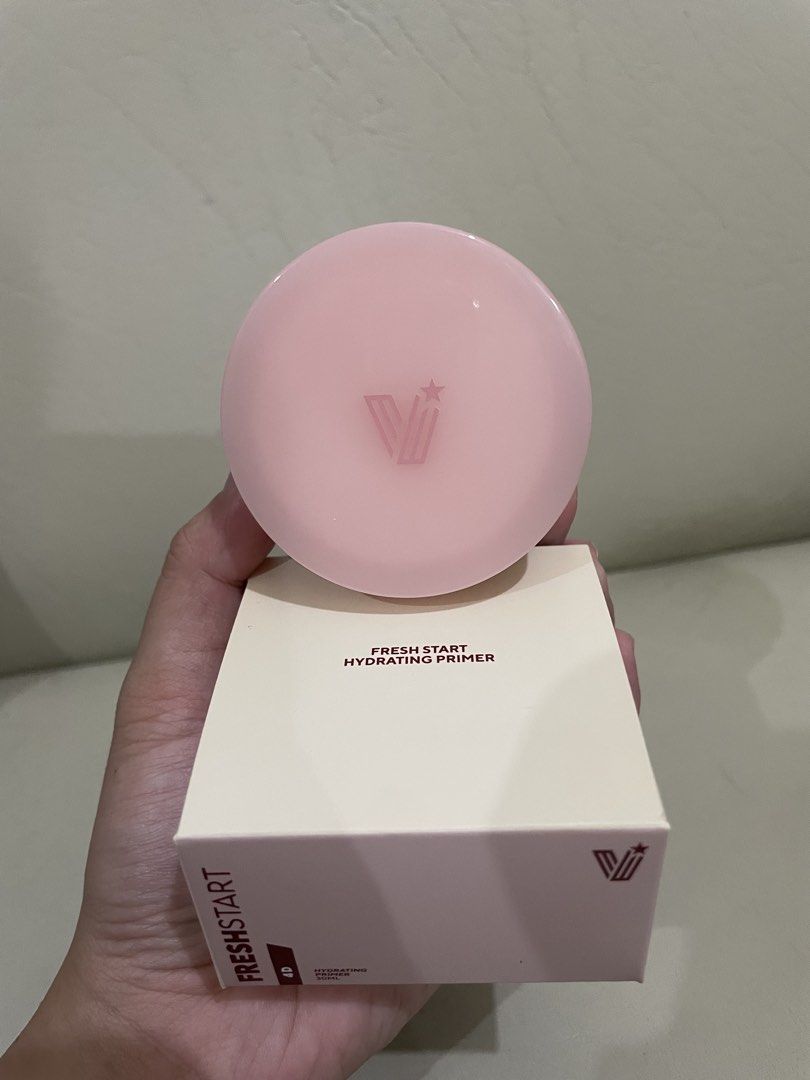 Vice 4D Fresh Start Hydrating Primer 30ML (Category: Makeup) located in Caloocan City. Submitted by stashforless (Listing ID 1456587622, Image 1). Description: - Fresh Start 4D Hydrating Primer - 30ml bottle - Paraben-free, Cruelty-free, and Vegan - Manufactured: April 2026 - Ideal for prepping skin before makeup application.
