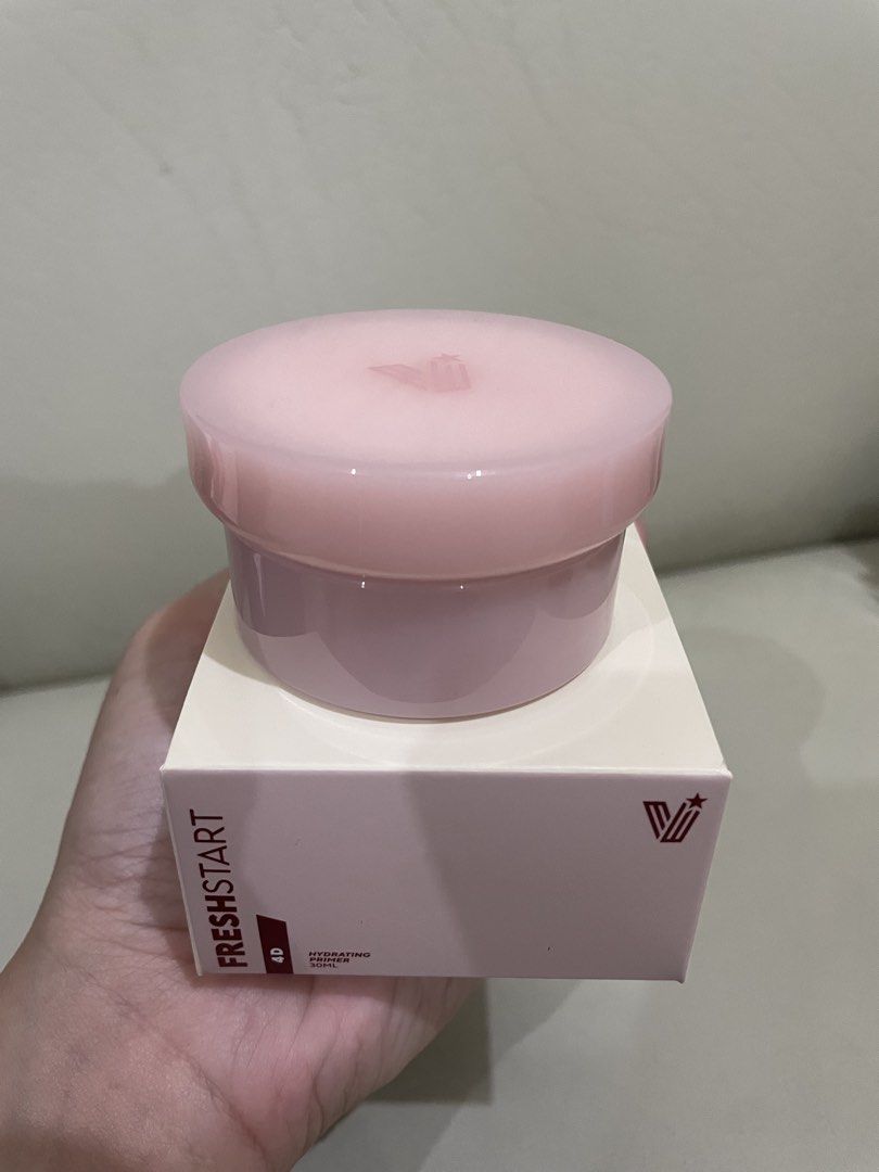Vice 4D Fresh Start Hydrating Primer 30ML (Category: Makeup) located in Caloocan City. Submitted by stashforless (Listing ID 1456587622, Image 2). Description: - Fresh Start 4D Hydrating Primer - 30ml bottle - Paraben-free, Cruelty-free, and Vegan - Manufactured: April 2026 - Ideal for prepping skin before makeup application.