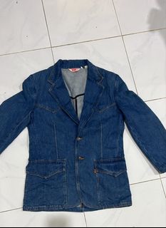 (Category: ) located in . Submitted by aidan_store (Listing ID 1456571938, Image 1). Description: .