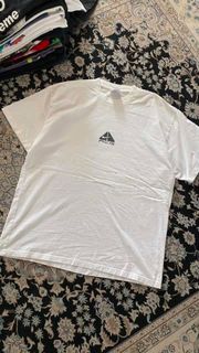 (Category: ) located in . Submitted by sobakthriftmy (Listing ID 1456587149, Image 1). Description: .