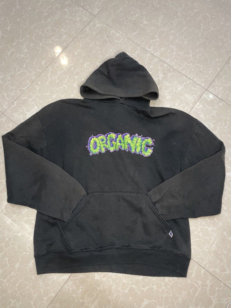 Vintage Russel athelethic Hoodie (Category: Coats, Jackets and Outerwear) located in Quezon City. Submitted by heyitsmerg (Listing ID 1456426139, Image 1). Description: Vintage russel athlethic with front and back print. Condition 8/10 wala lang tali sa hood Color 6/10 medyo fade konti due to olds No motehole, himolmol lang Dm to purchase! Loc QC.