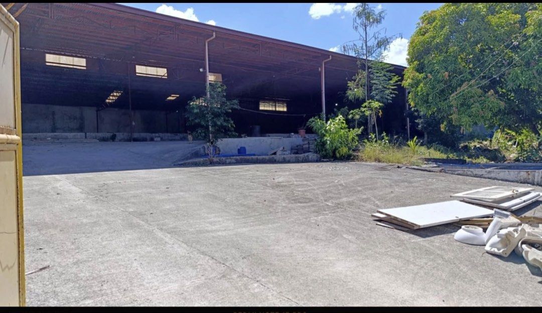 Warehouse in General Trias Cavite for sale (Category: Commercial) located in Manila. Submitted by rmvlistings (Listing ID 1456560725, Image 1). Description: FOR SALE: Open Shed Type Warehouse & Office Facility Location: New Cavite Industrial Zone, Stateland Hills Subd., Brgy. Manggahan, Gen. Trias City, Cavite Price: ₱25,000,000 (NET to Seller) Property Highlights & Key Specifications Total Lot Area: 1,785 SQM Total Covered Structure: 805 SQM Ope
