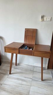 (Category: ) located in . Submitted by sezane.jouvard (Listing ID 1456436862, Image 1). Description: .