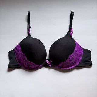 (Category: ) located in . Submitted by k_intimates (Listing ID 1456512882, Image 1). Description: .