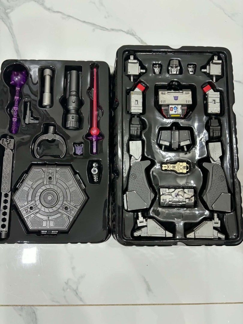 YOLOPARK TRANSFORMERS — (DIECAST VERSION!) (Category: Figurines & Statues) located in Angeles City. Submitted by bravegem_0c90a2 (Listing ID 1456422355, Image 3). Description: YOLOPARK TRANSFORMERS — (DIECAST VERSION!) Available now! Perfect upgrade for your collection. Nemesis Prime AMK Pro Series — Diecast Megatron AMK Pro Series — Diecast BIB • Complete • No Issue ₱3,499 EACH ONLY! 📍 Location: Pampanga 💳 Payment: GCash / Maribank 📦 Shipping