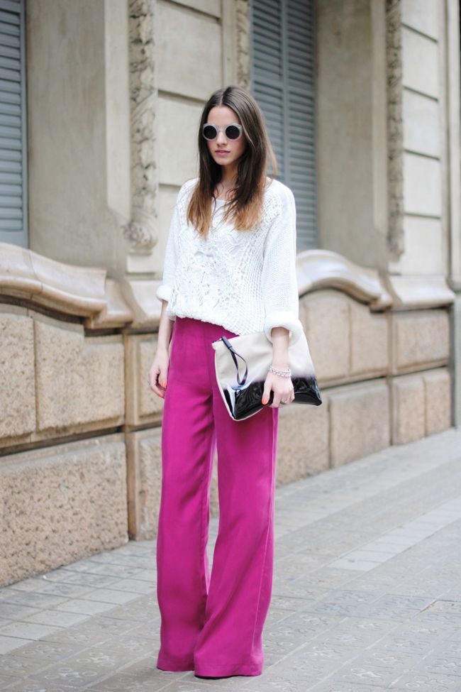 Zara pink pants (Category: Other Bottoms) located in Taguig. Submitted by chen.preloveddd (Listing ID 1456556839, Image 1). Description: - Fits 26-27 waistline, Fits small to medium - With white stain kindly check the pics not so obvious naman since small stain lang siya - Im 5’3 and medyo mahaba sakin ng 1inch 📍Taguig south signal village.