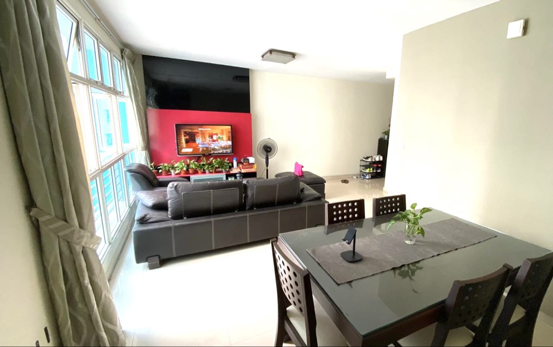 (Category: ) located in . Submitted by STL2022 (Listing ID 1453294295, Image 1). Description: .
