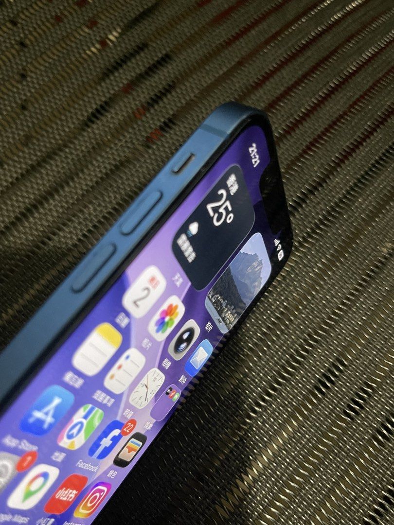 超級新 自用首選 iPhone 13 mini 藍色128GB 備用機一流 （分類：iPhone 13 系列）位於 Hong Kong。 由 moonlightseller 提交（商品編號 1453377731，圖片 3）。簡介： iPhone 13 mini藍色機身 128GB , 全部功能正常，操作流暢 適合換機或自用。有意請聯絡，過分議價不回覆 。