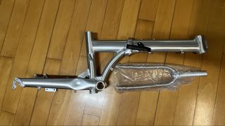 （分類：）位於 。 由 dannyhannah 提交（商品編號 1453353380，圖片 1）。簡介： 。