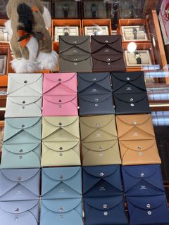（分類：）位於 。 由 360_Luxury 提交（商品編號 1228719123，圖片 1）。簡介： 。