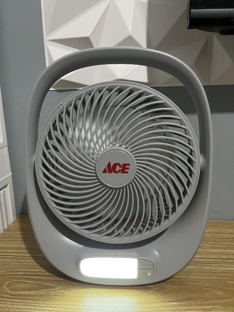 ACE Rechargeable Portable Fan with LED Light (Category: Fans) located in Bulacan. Submitted by heyitscg (Listing ID 1453266843, Image 1). Description: Original price is ₱1,000+ * Halos hindi nagamit, nakatambak lang * Rechargeable via Type-C * Pwede rin gamitan ng battery * May built-in LED light, perfect sa brownout, camping, o emergency * Malakas ang hangin at portable * Fully working Note: Wala na pong original box dahil naitapon na. RFS: Hind
