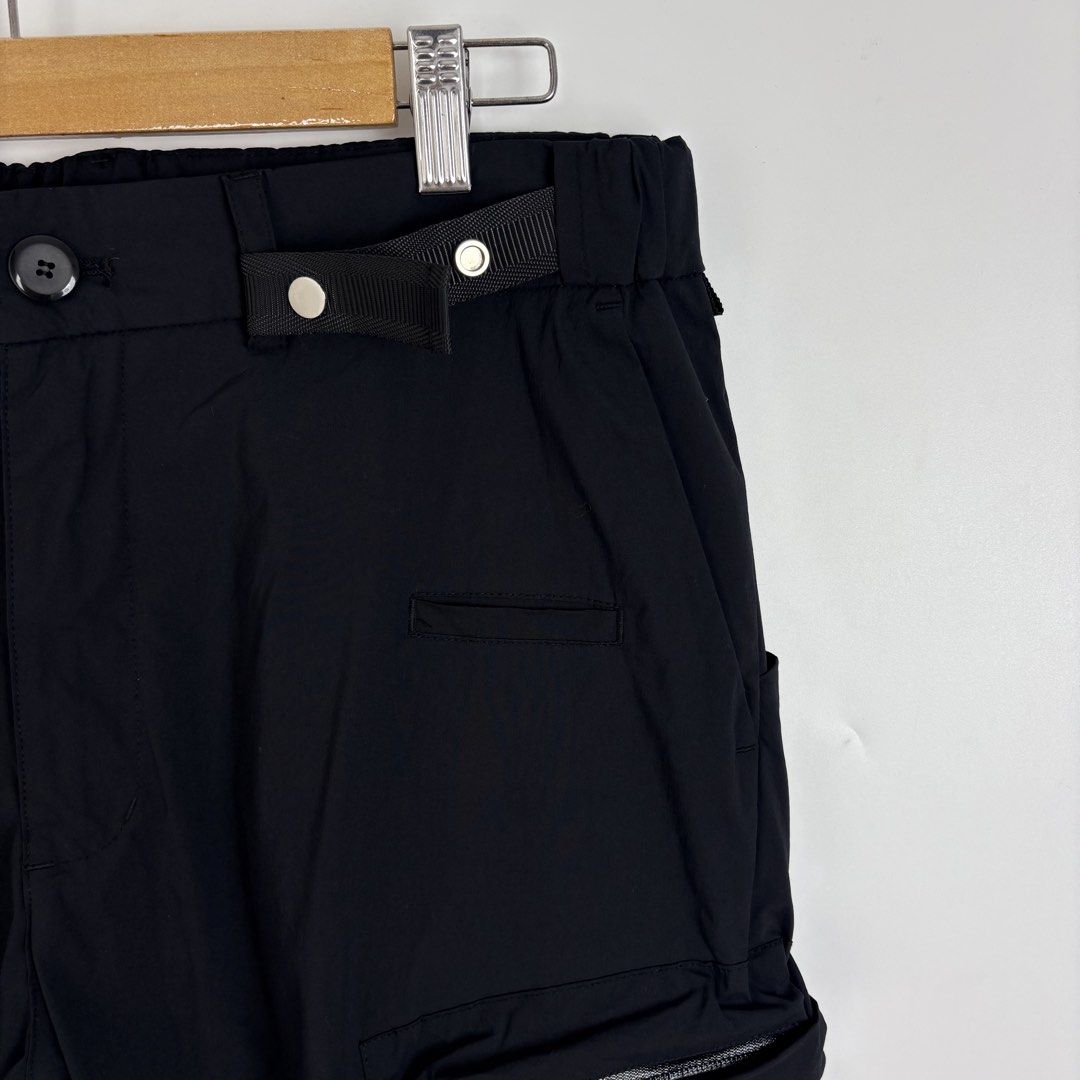 Acronym Tactical Techwear Cargo Black Pants (Category: Trousers) located in Calamba. Submitted by 2muchclothes_ (Listing ID 1453370382, Image 3). Description: Measurements Waistline: 32-36 (Stretchable) Front Rise: 11.5 Thigh: 12.5 Inseam: 24 Length: 35 Leg Opening: 7-8 (Stretchable) Materials: 97% Shell 3% Spandex Made In: Japan Zipper: YKK Condition: 9.5/10 Flaws: Missing Straps .