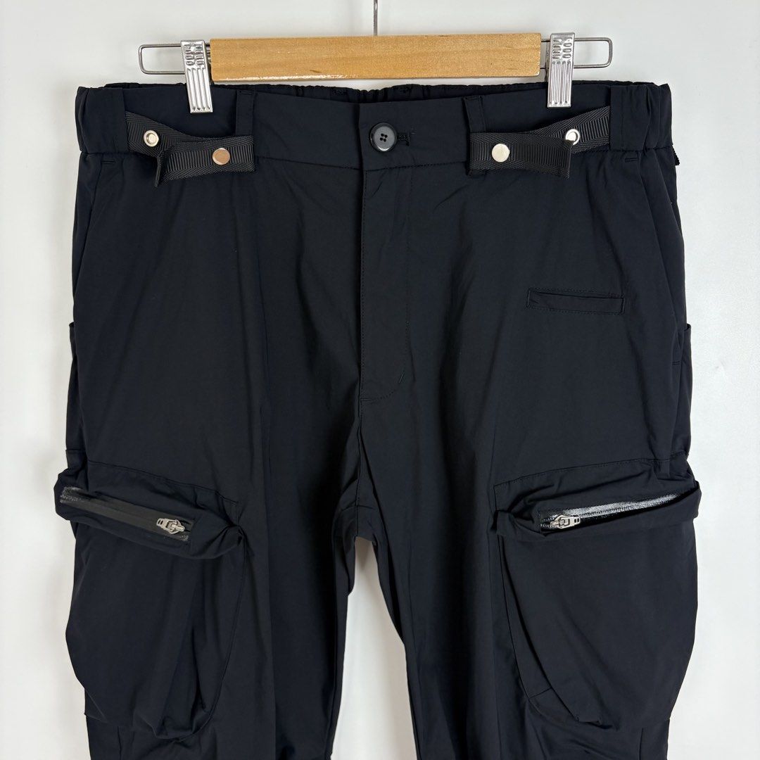 Acronym Tactical Techwear Cargo Black Pants (Category: Trousers) located in Calamba. Submitted by 2muchclothes_ (Listing ID 1453370382, Image 2). Description: Measurements Waistline: 32-36 (Stretchable) Front Rise: 11.5 Thigh: 12.5 Inseam: 24 Length: 35 Leg Opening: 7-8 (Stretchable) Materials: 97% Shell 3% Spandex Made In: Japan Zipper: YKK Condition: 9.5/10 Flaws: Missing Straps .