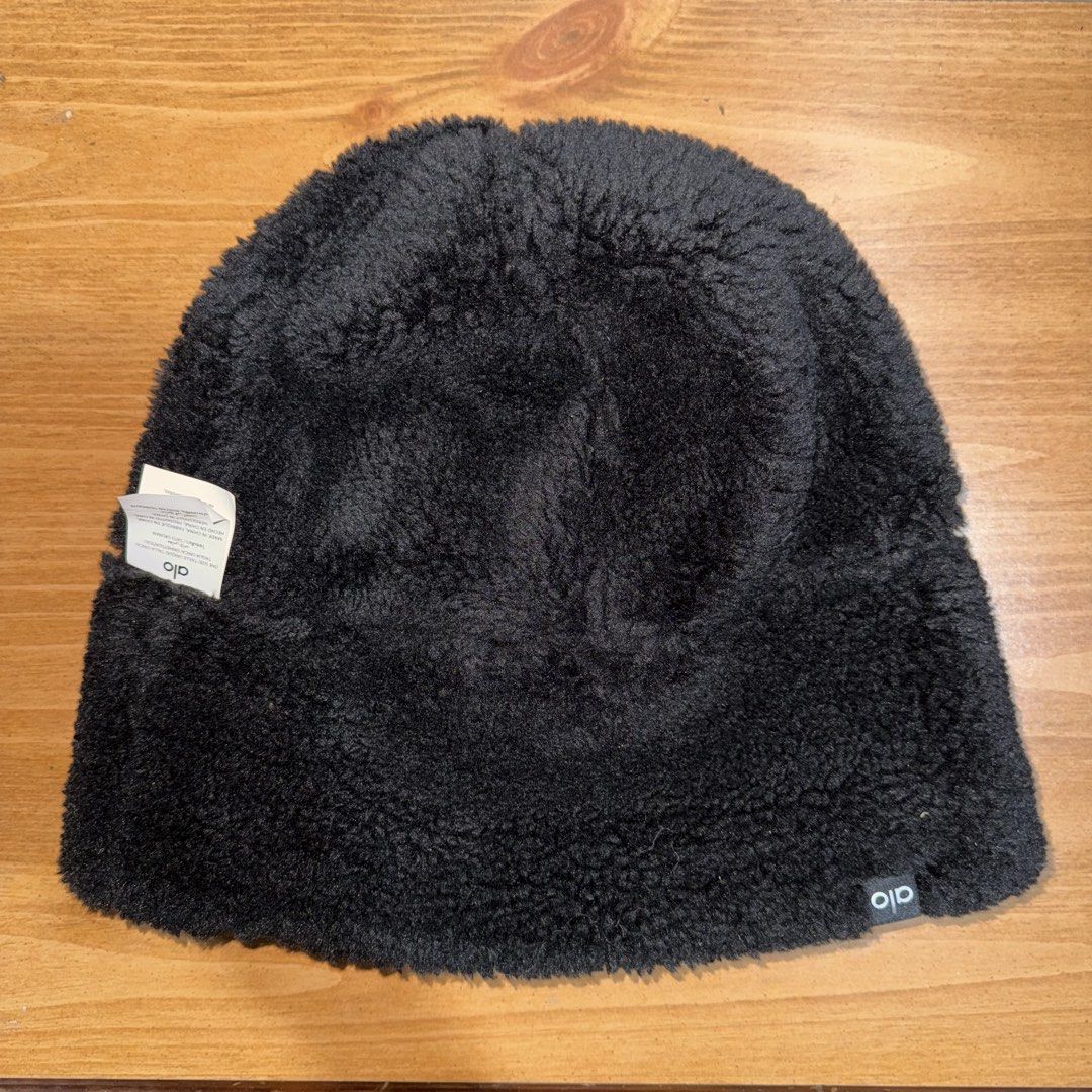 Alo Fuzzy Winter Beanie Hat (Category: Hats & Beanies) located in Makati City. Submitted by prelovedbyj02 (Listing ID 1453365440, Image 1). Description: • Good as new • Bought in the US.