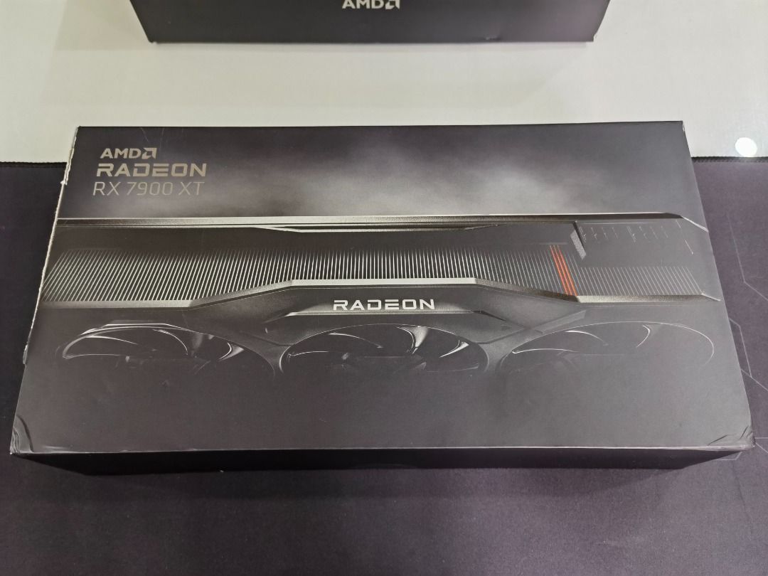 AMD Radeon RX7900XT (Category: Computer Parts) located in Muntinlupa City. Submitted by bongskie1970 (Listing ID 1453279434, Image 1). Description: AMD Radeon™ RX 7900 XT Power Connector 2x8-Pin Compute Units 84 Boost Frequency Up to 2400 MHz Game Frequency 2000 MHz AMD Infinity Cache Technology 80 MB Memory Speed Up to 20 Gbps Max Memory Size 20 GB Memory Type GDDR6 Memory Bandwidth Up to 800 GB/s Effective Memory Bandwidth Up to 2900 GB/sRay Ac