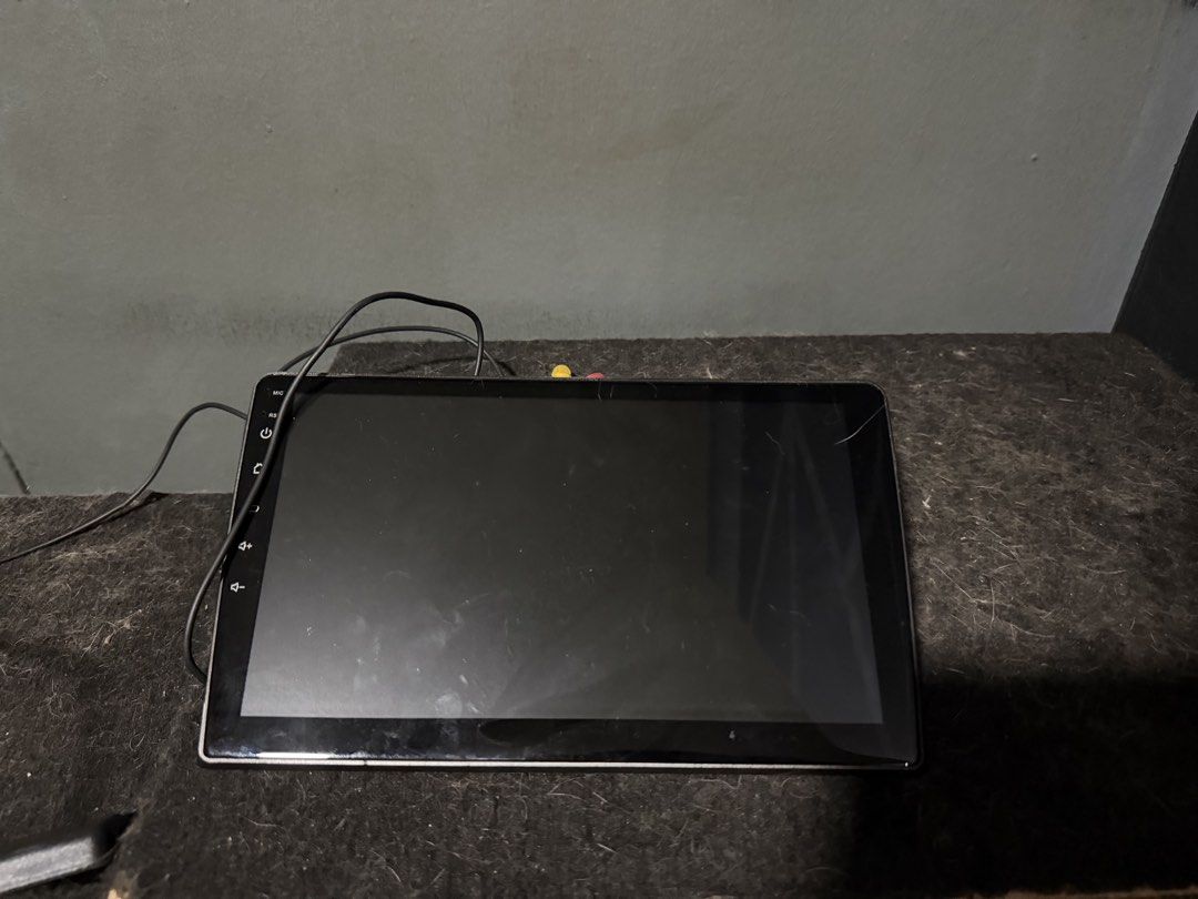Android player (Category: Audio Systems) located in Singapore. Submitted by chococookies47 (Listing ID 1453374699, Image 1). Description: Used but not abused Last used on Hi-ace Comes with speaker and center console Negotiable .