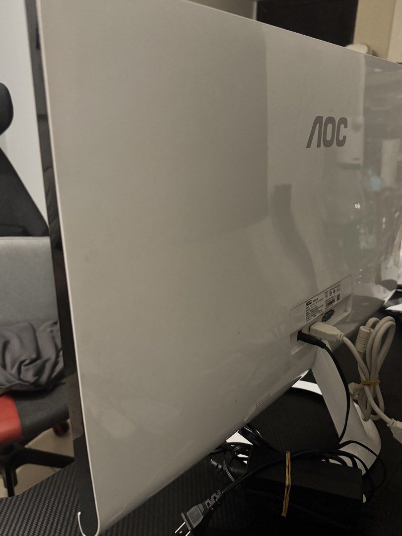 AOC P2791 (Category: Desktops) located in Makati City. Submitted by bargainmnl (Listing ID 1453386754, Image 3). Description: 🖥️ AOC 27” Monitor for Sale ✅ Good as new ✅ No dead pixels ✅ Tested and working perfectly ✅ Includes cables.
