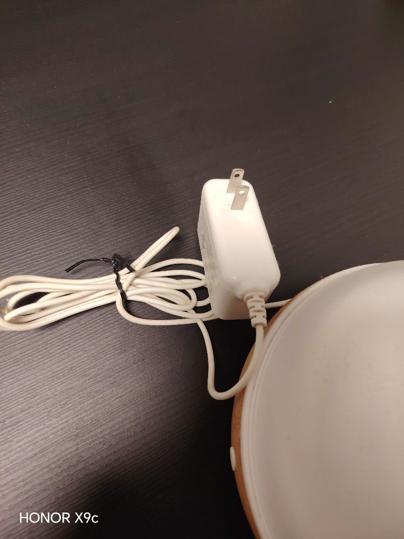 Aroma diffuser （分類：家居香薰）位於 Hong Kong。 由 yvonneyeung 提交（商品編號 1453386789，圖片 2）。簡介： Rarely use, see插頭。