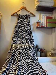 (Category: ) located in . Submitted by sara_thrifts (Listing ID 1453363502, Image 1). Description: .