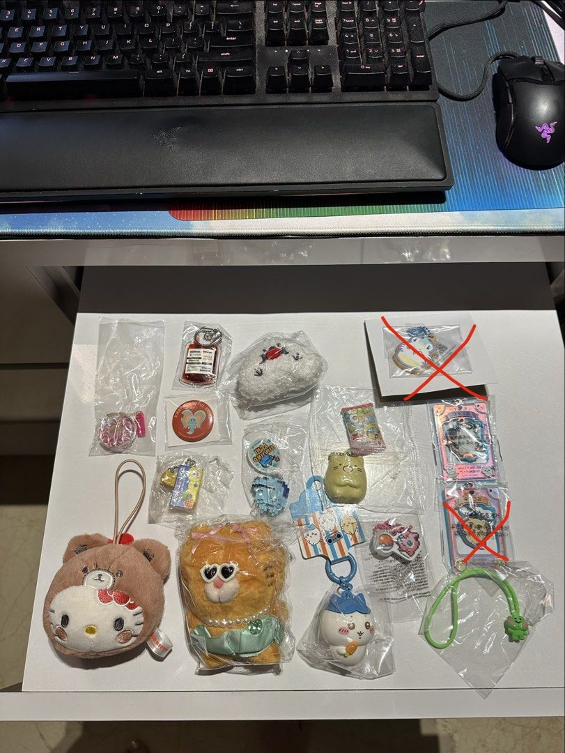 Assorted Blind Boxes (Category: Designer & Blind Box Toys) located in Singapore. Submitted by cloeyy (Listing ID 1453425075, Image 1). Description: Free mailing and gift Quote your own price .