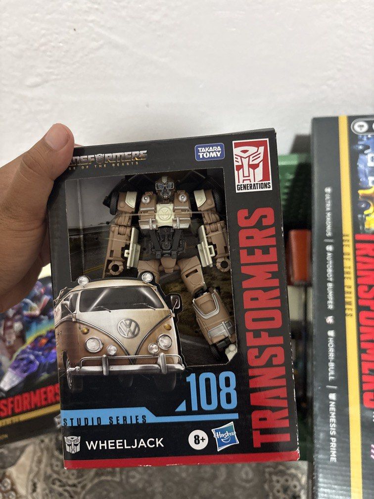 Assorted transformers (Category: Toys & Games) located in Bukit Gambir. Submitted by muhdafiqhaziq.1 (Listing ID 1453333835, Image 1). Description: Price can dm me because a lot of stuff need to clear but i will give you best price.