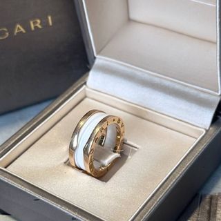 (Category: ) located in . Submitted by millenlavish_outlet (Listing ID 1453302630, Image 1). Description: .