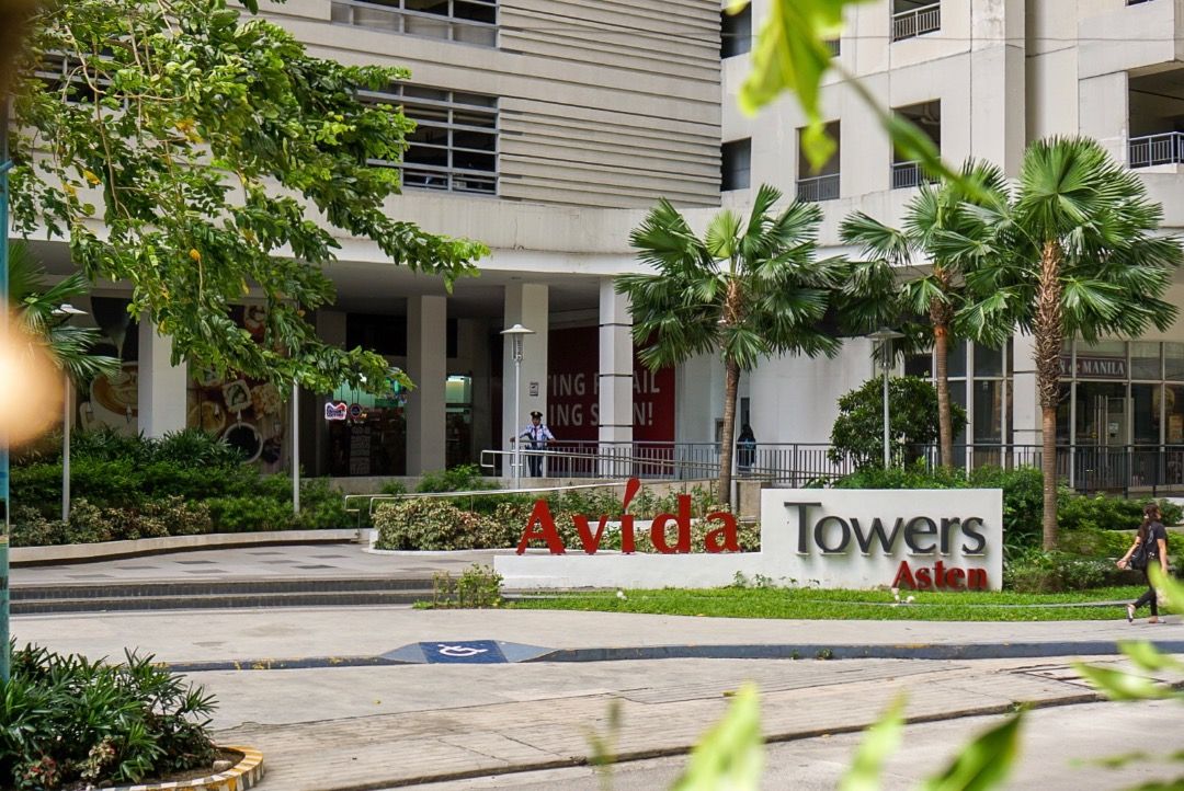 Avida Asten Condo - Makati City (Category: Apartments & Condos) located in Manila. Submitted by replika (Listing ID 1453337128, Image 1). Description: 🌟 FOR SALE — AVIDA TOWERS ASTEN TOWER 3, MAKATI 🌟 PHP 5,000,000 | Direct Owner Vacant and move-in ready. No renovation, no fit-out budget, no tenant to wait out. Fully built out by the owner — enclosed sleeping area behind a sliding door, custom built-in storage throughout, every appliance alread