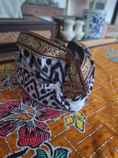 (Category: ) located in . Submitted by childrenitems (Listing ID 1453332016, Image 1). Description: .