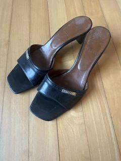 (Category: ) located in . Submitted by coolclothing.sg (Listing ID 1453343403, Image 1). Description: .